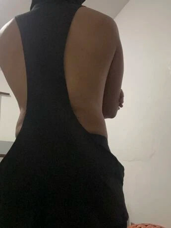 Black Sleeveless Hoodie