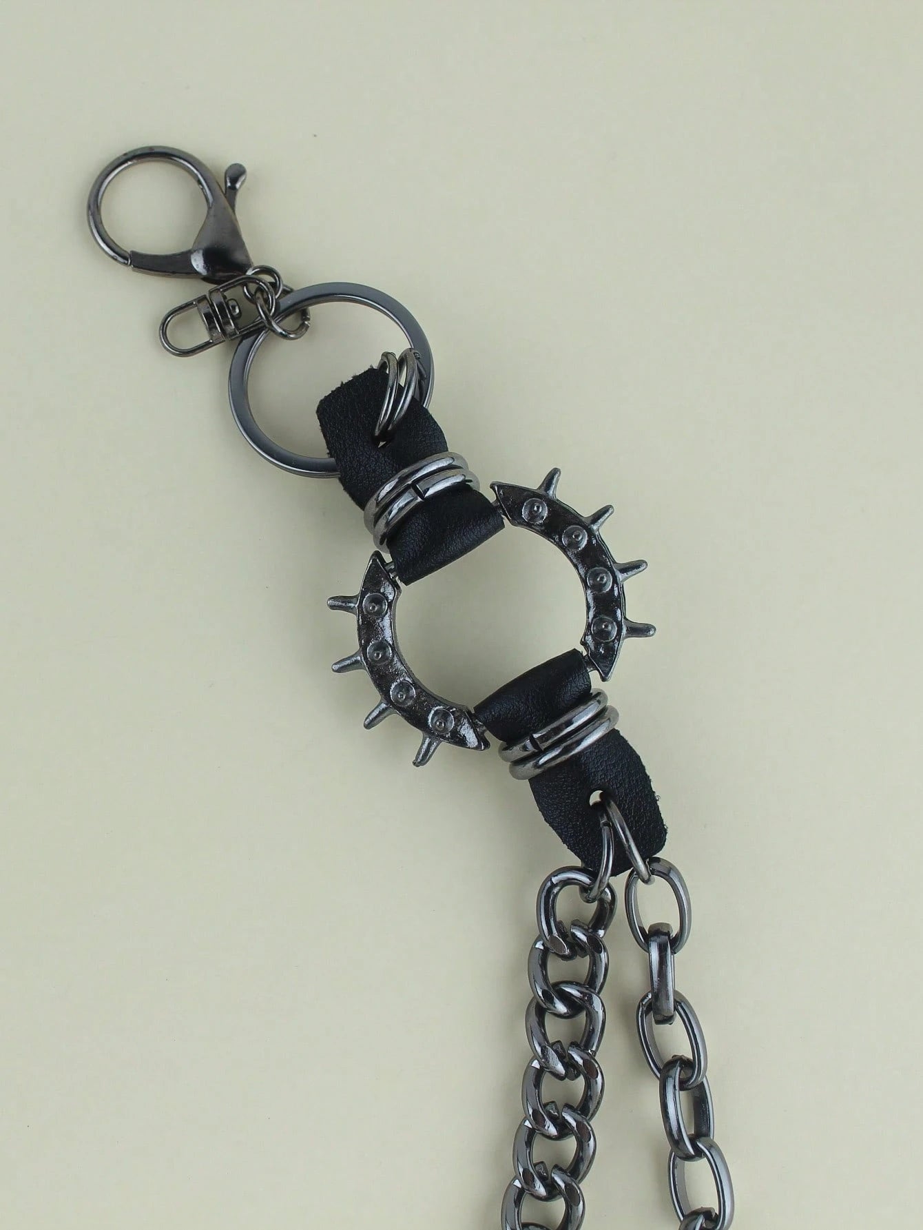 Spiked O Ring Pants Chain