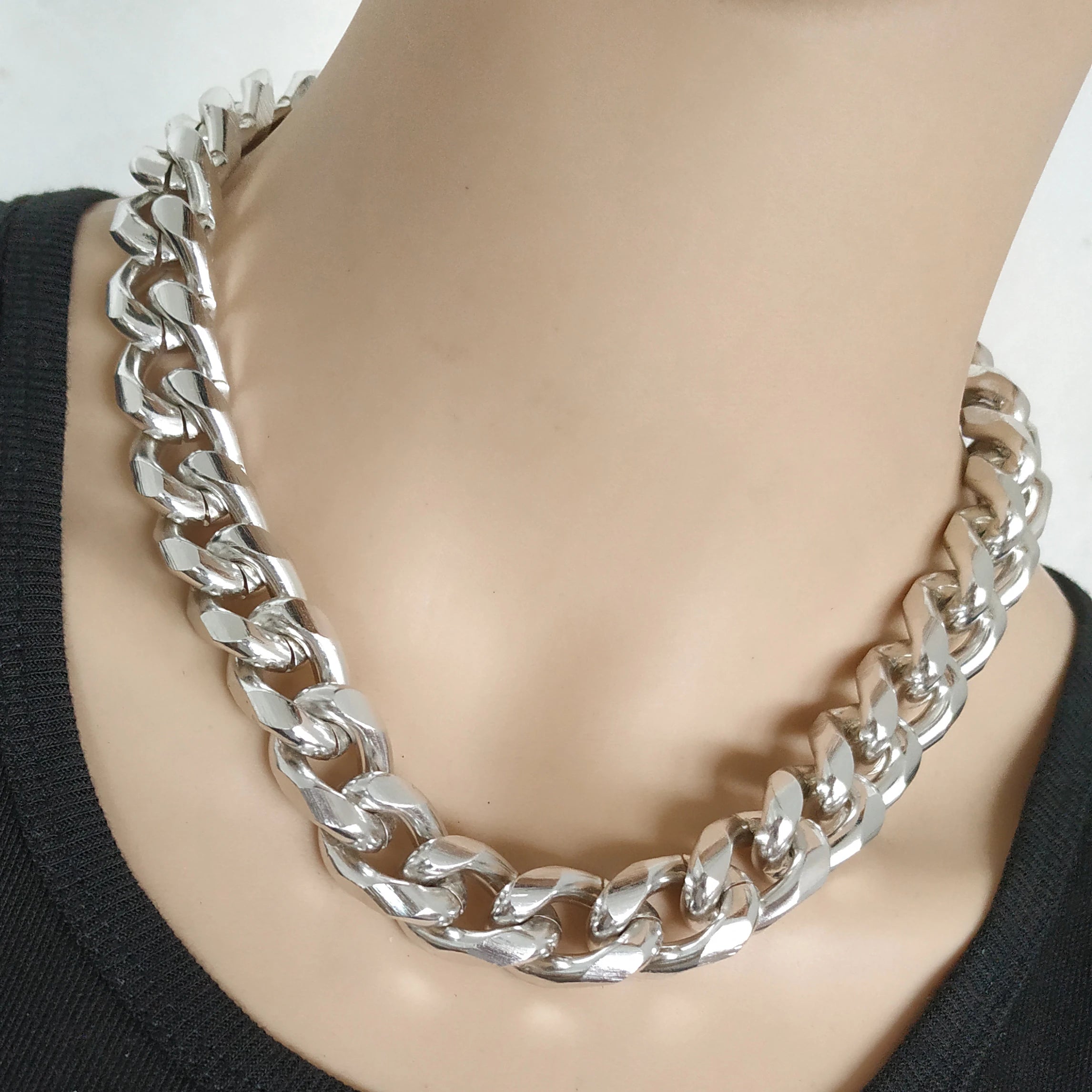 Chunky Choker Necklace