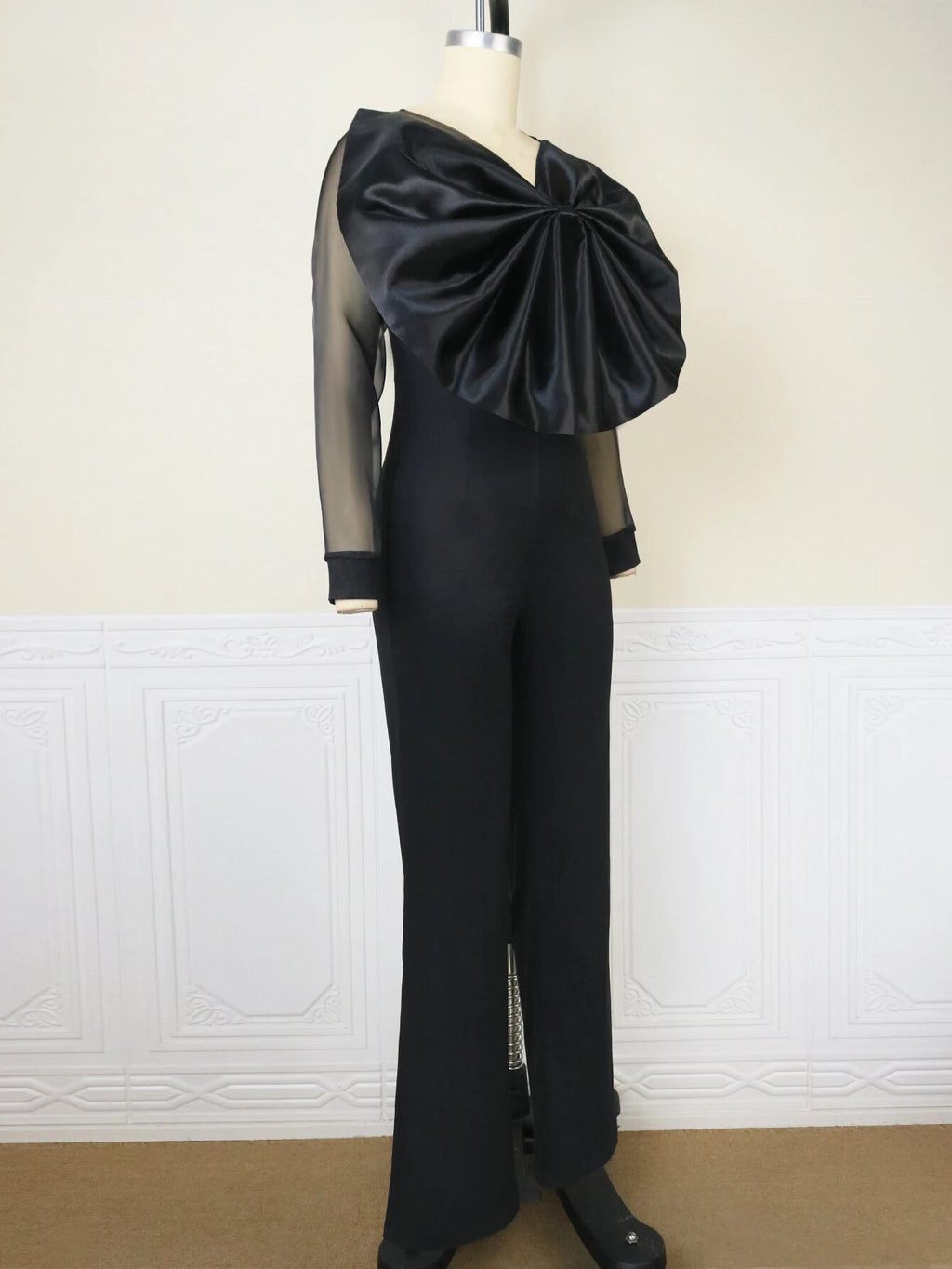 Plus Size Bow Suit