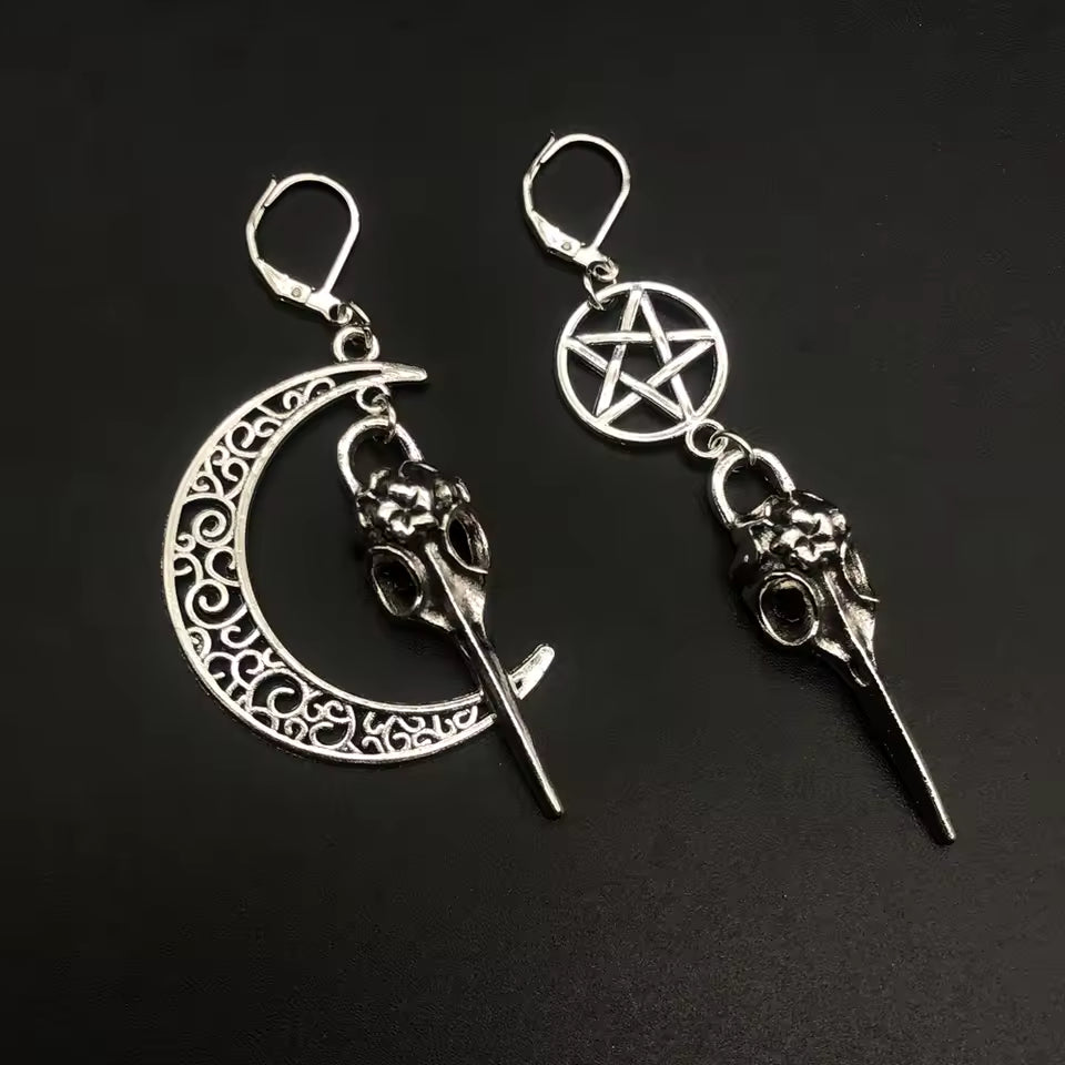 Plague Doctor Star Earrings