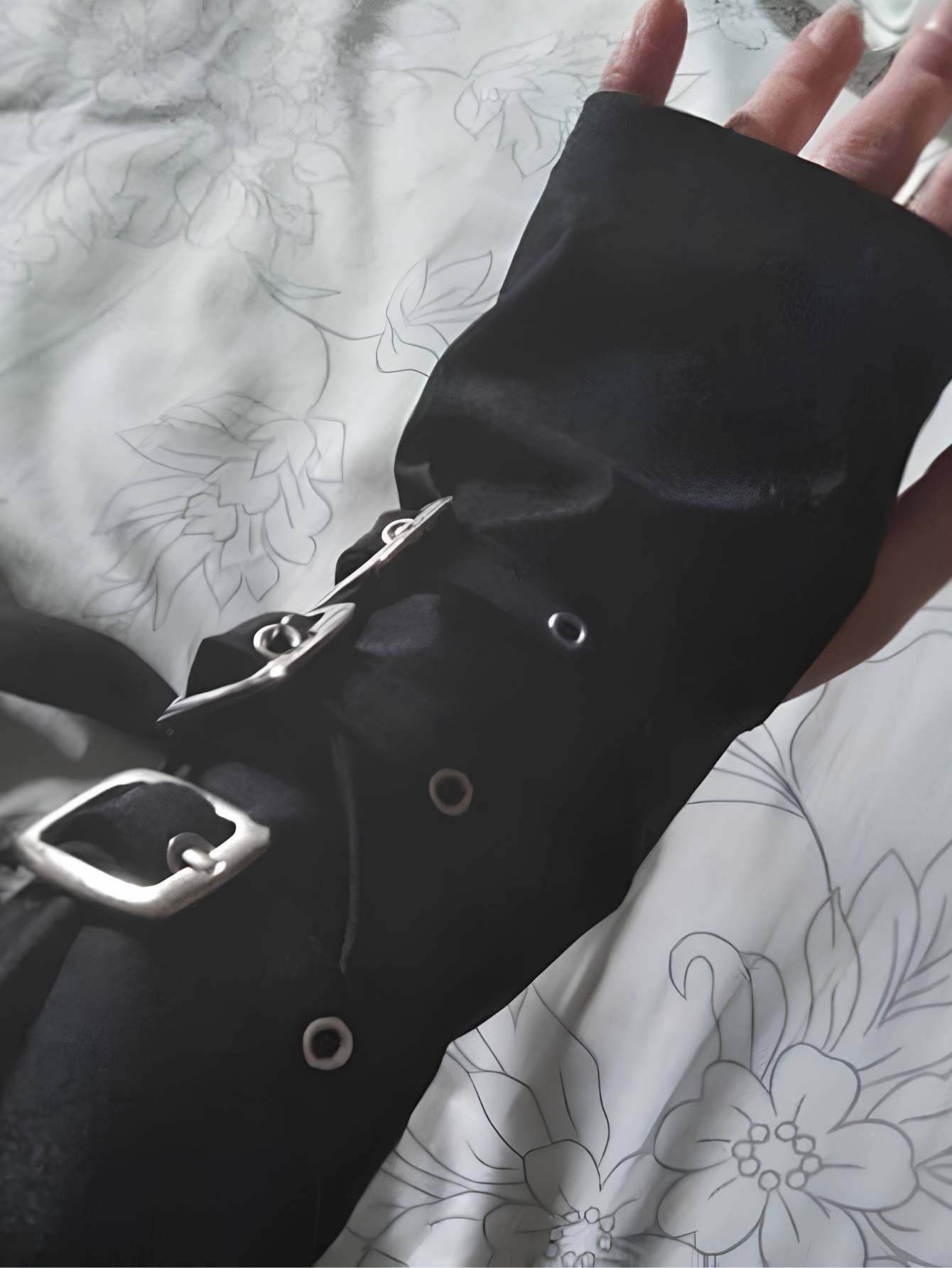 Y2K Emo Grunge Mittens
