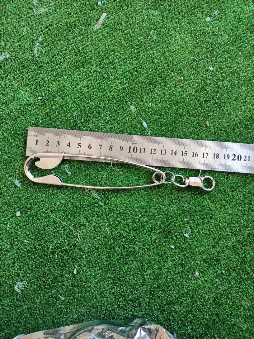 Punk Safety Pin Pants Clip