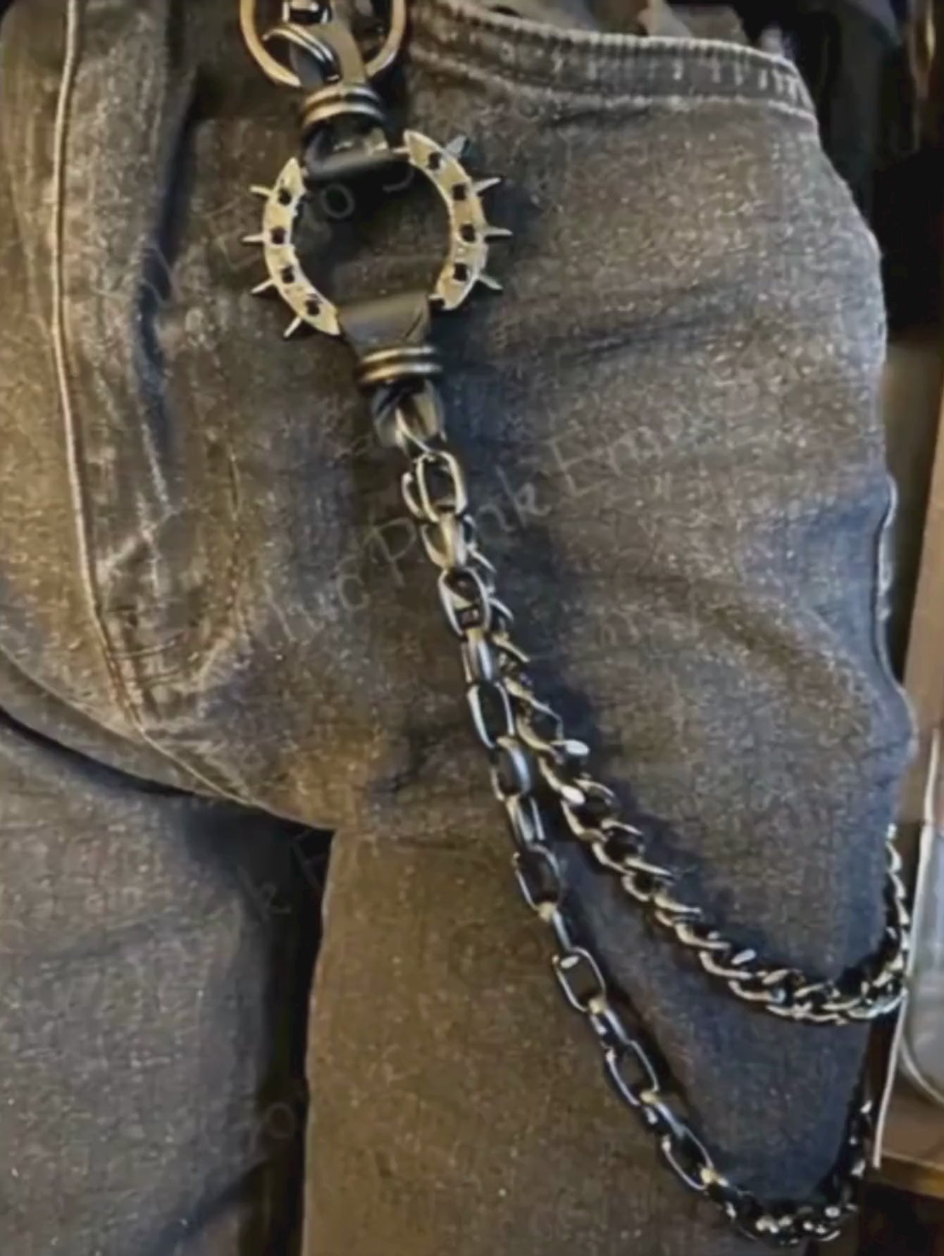 Spiked O Ring Pants Chain