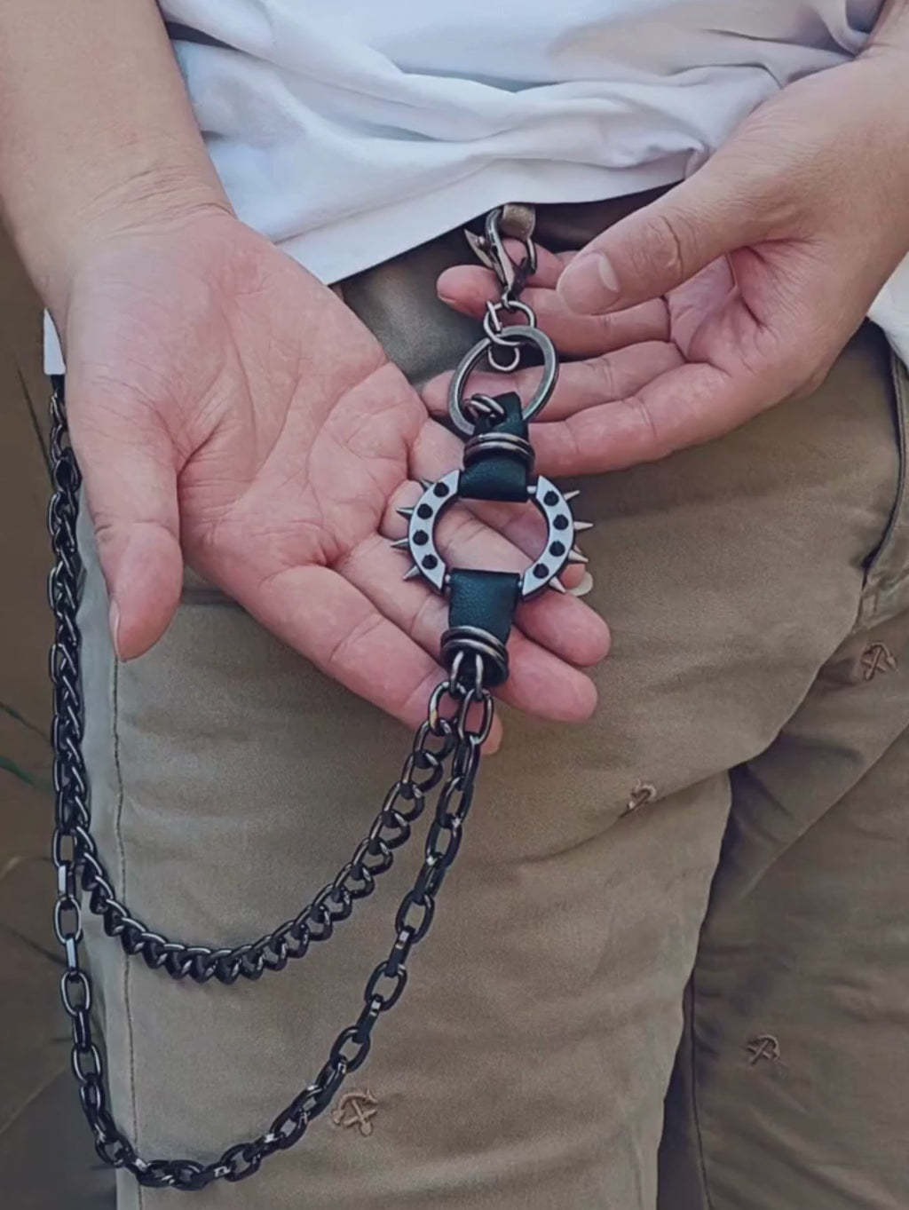Spiked O Ring Pants Chain