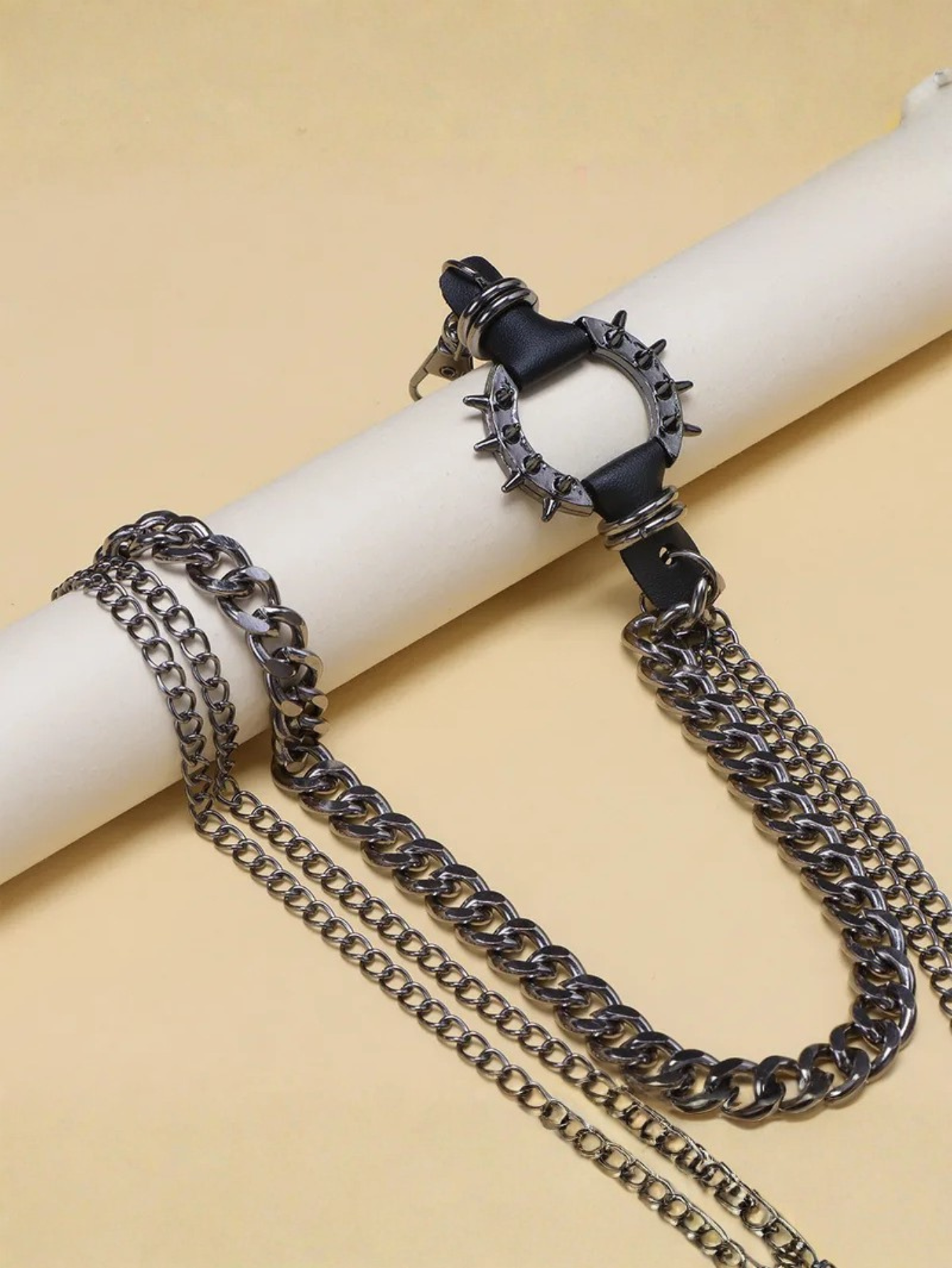 Spiked O Ring Pants Chain