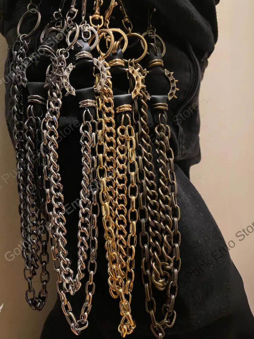 Spiked O Ring Pants Chain
