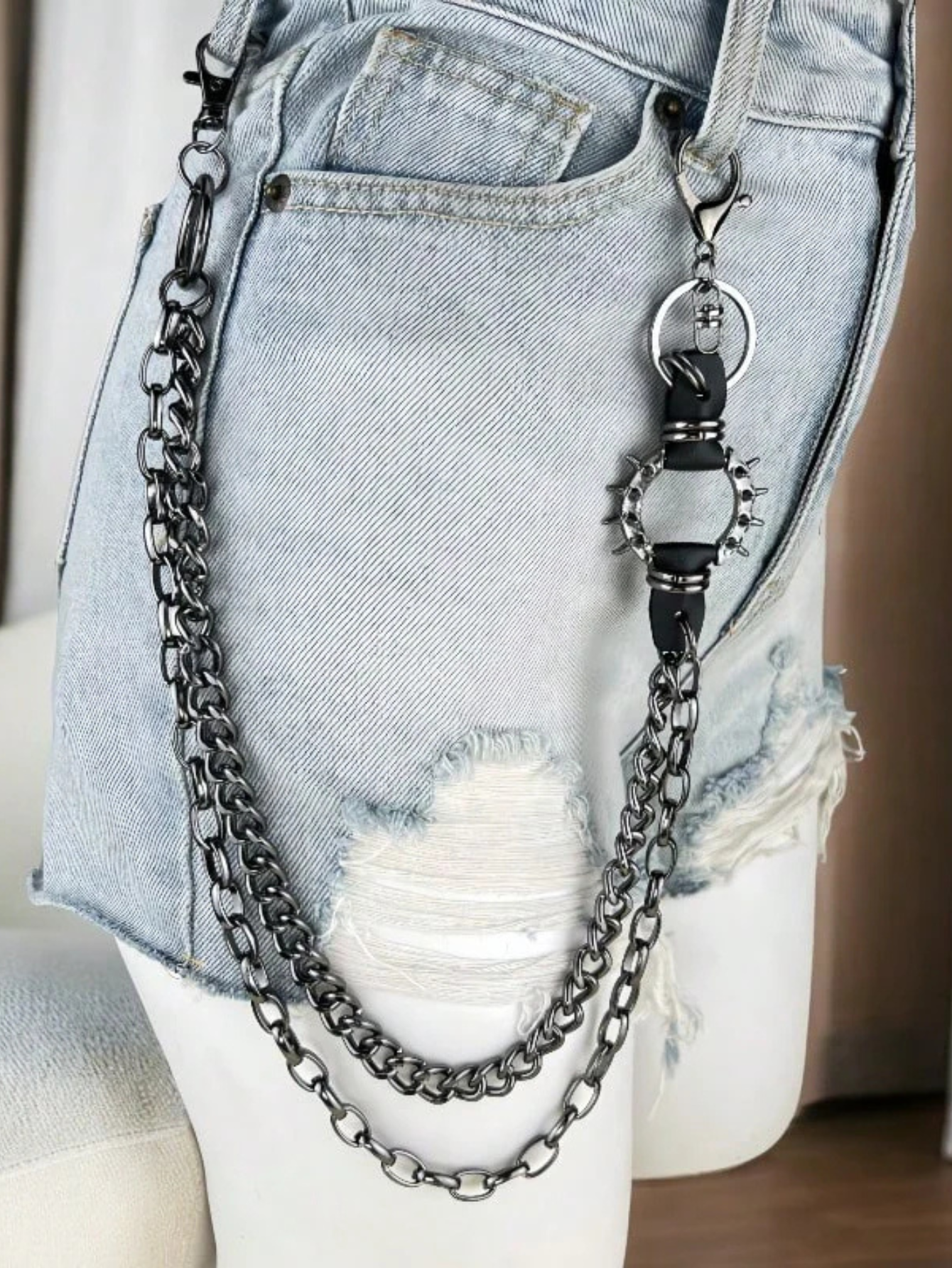 Gold Spiked O-Ring Wallet Chain
