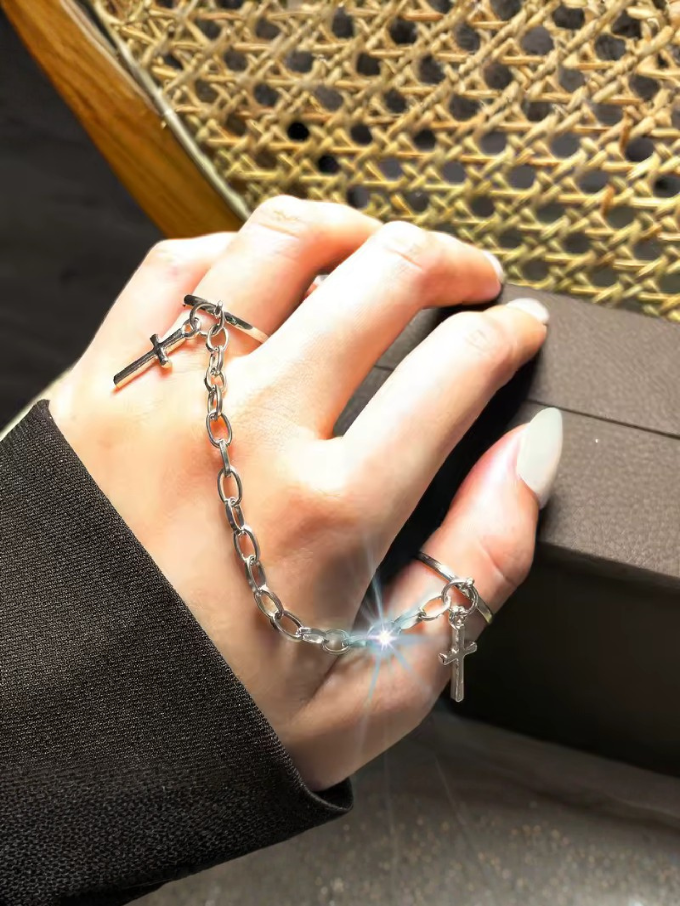 Cross Chain Ring