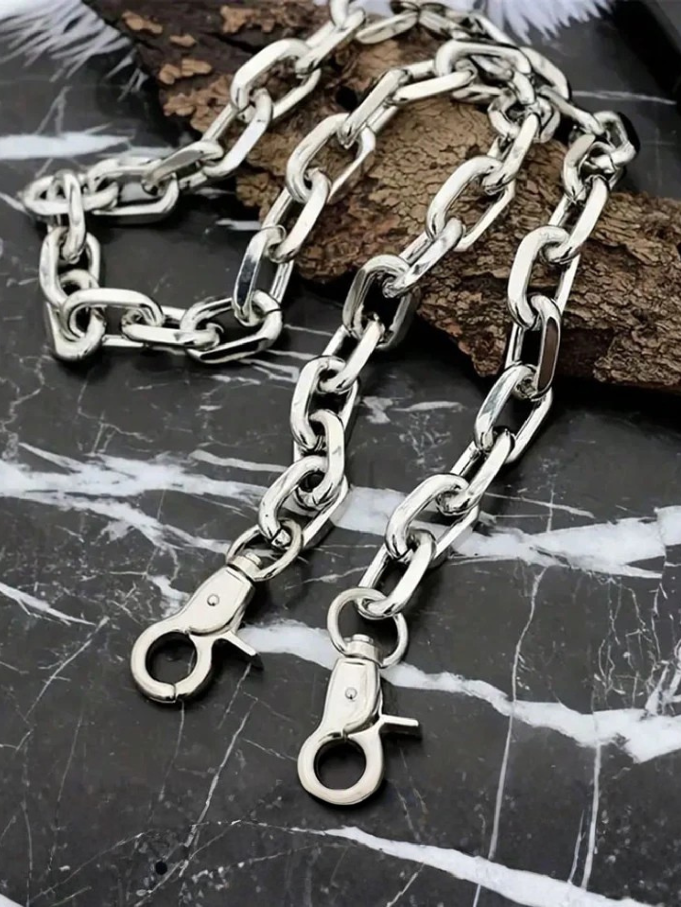 Chunky Link Wallet Chain