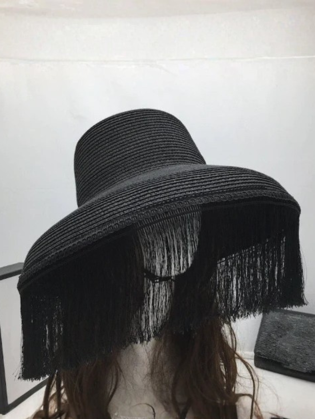 Large Brim Fringe Black Hat